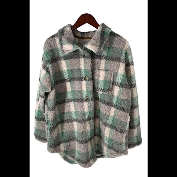 Koolaburra by UGG Brushed Back Sherpa Cozy Shacket Tinted Sage Plaid - Regular - Picture 1 of 2